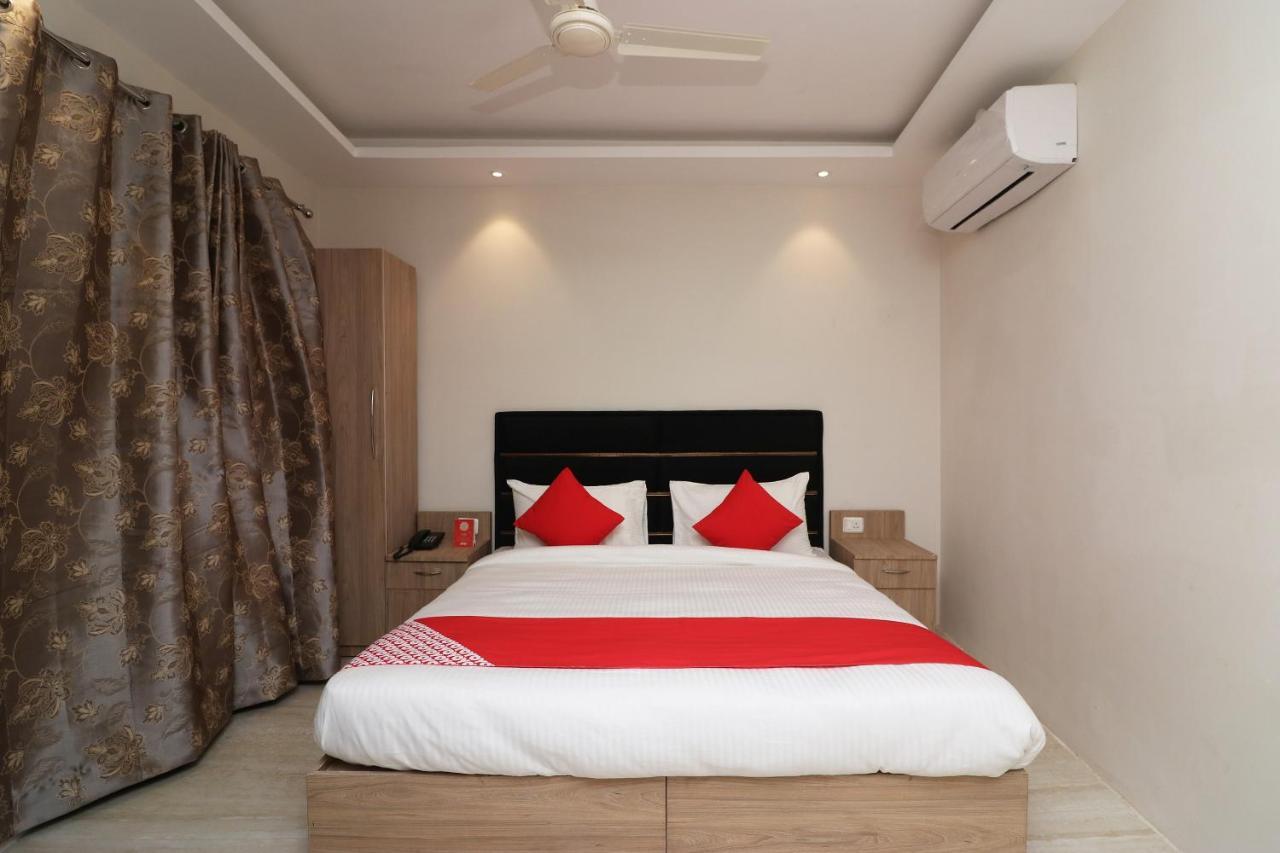 Hotel Delight Mumbai Exteriör bild